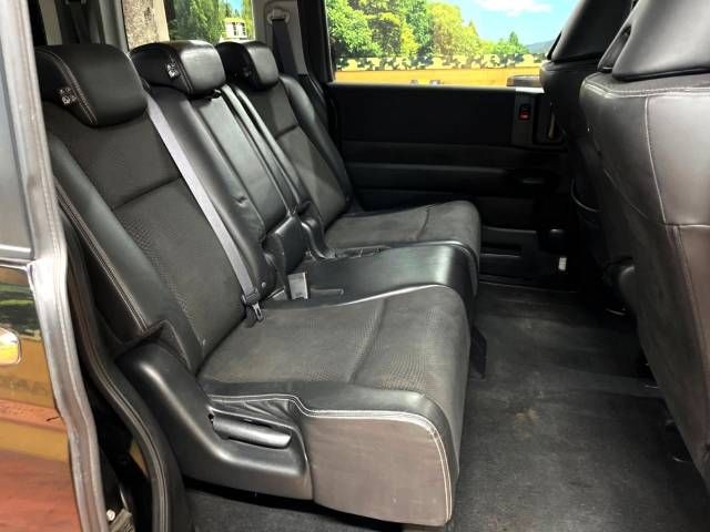 Honda e 2012-04 13086-9