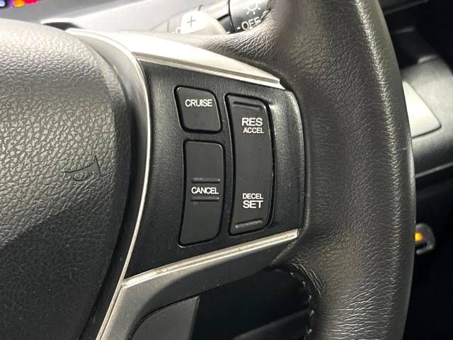 Honda e 2012-04 13086-6