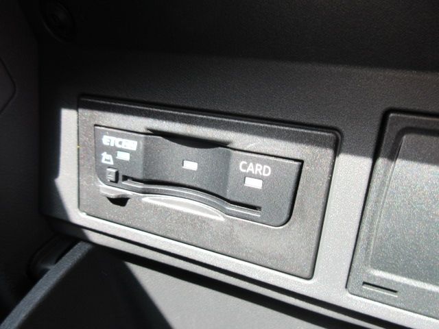 VolksWagen T-CROSS 2021-03 195222-23