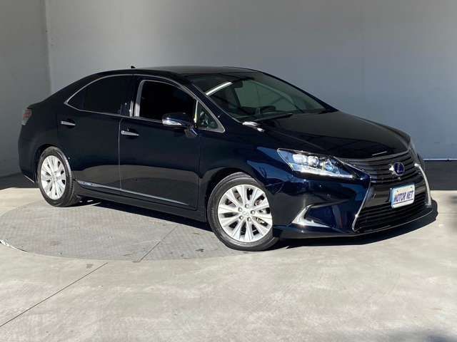 Lexus HS 2015-03 180538-7