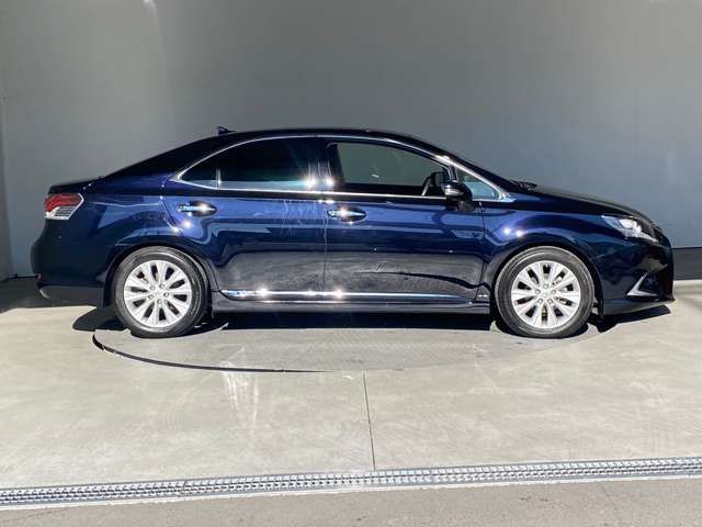 Lexus HS 2015-03 180538-9