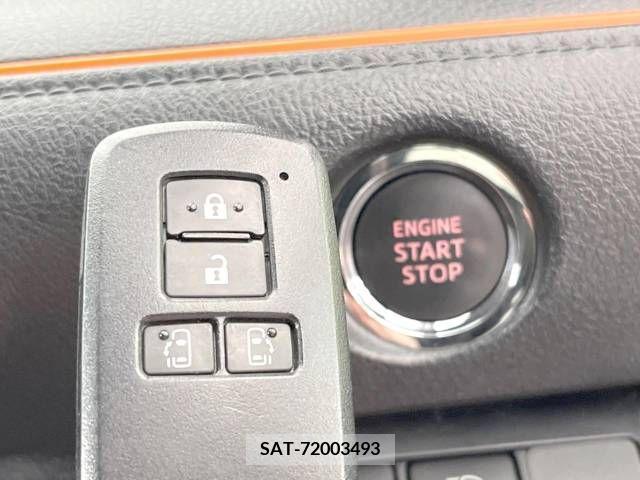 Toyota SIENTA 2018-05 212660-7
