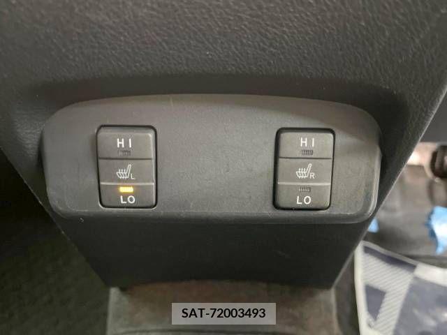 Toyota SIENTA 2018-05 212660-6