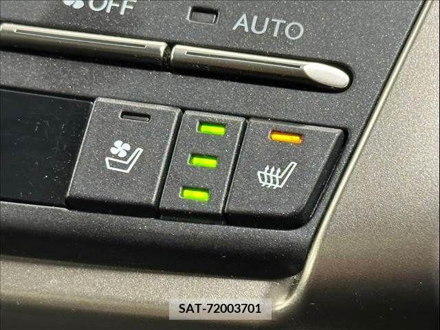Lexus NX 2018-01 300550-5