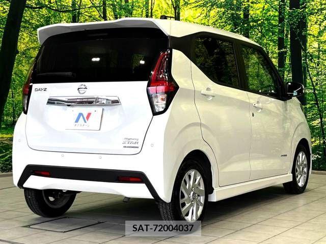 Nissan DAYZ 2020-06 353241-17