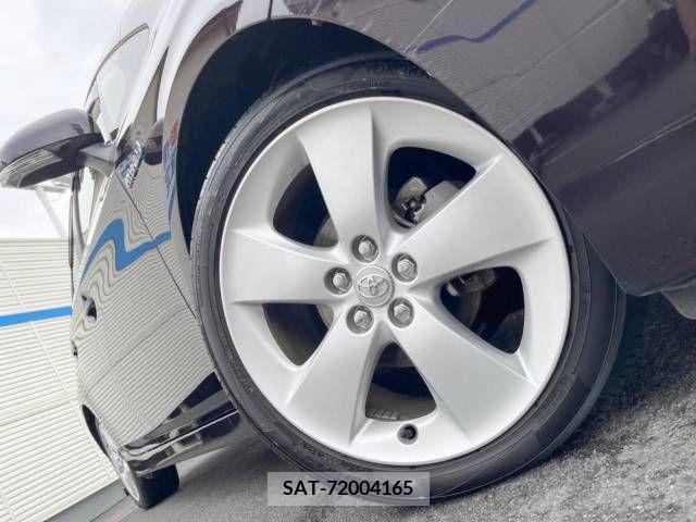 Toyota PRIUS 2015-08 385944-13
