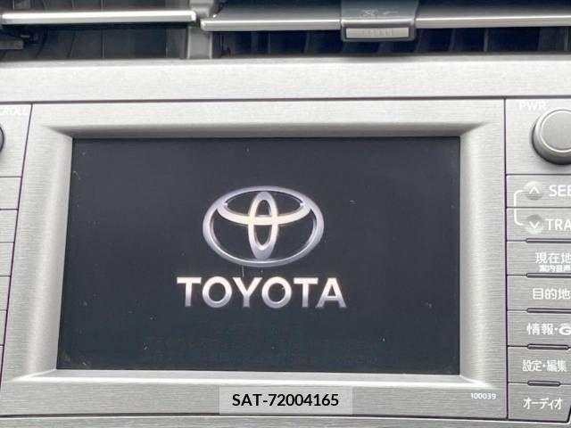 Toyota PRIUS 2015-08 385944-2