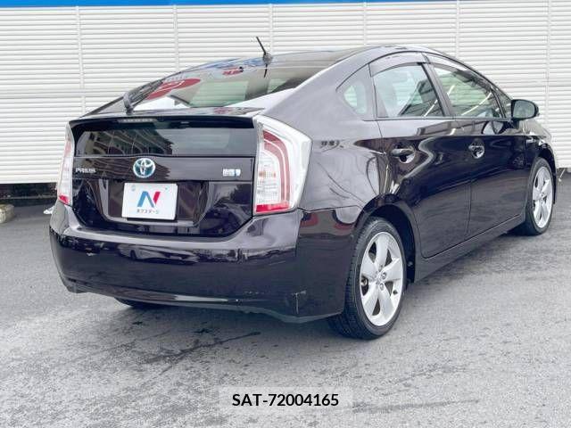 Toyota PRIUS 2015-08 385944-17