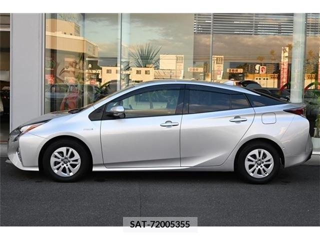 Toyota PRIUS 2018-12 254523-1