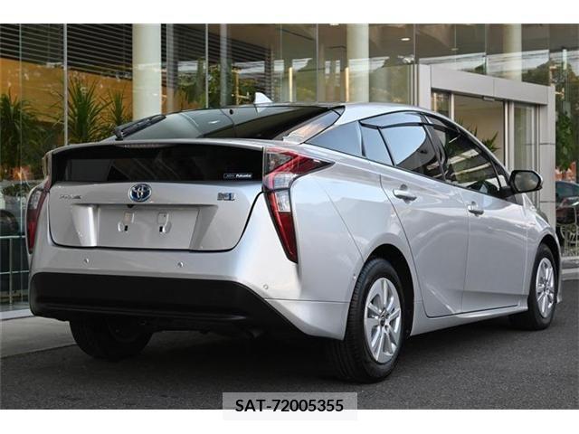 Toyota PRIUS 2018-12 254523-4