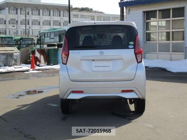 Nissan DAYZ 2020-01 387784-4