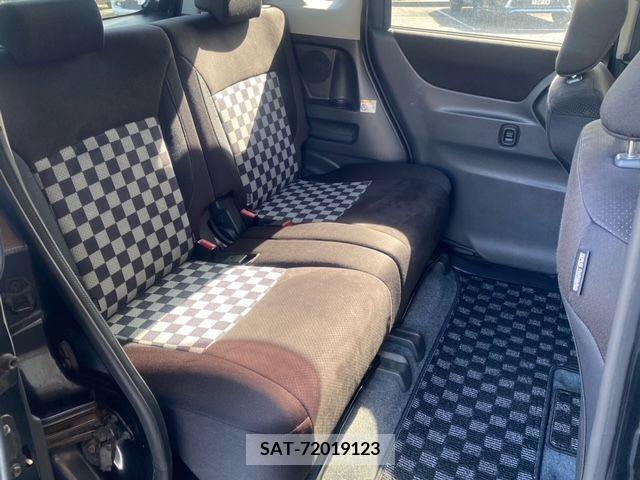 Suzuki SOLIO 2012-02 372588-3