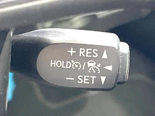 Toyota PRIUS 2019-04 187939-5