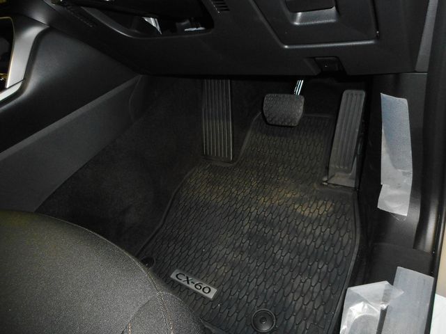 Mazda CX-60 2023-04 19835-19