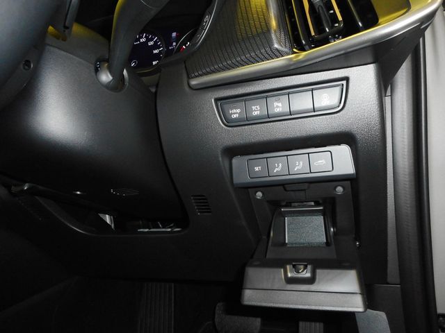 Mazda CX-60 2023-04 19835-18