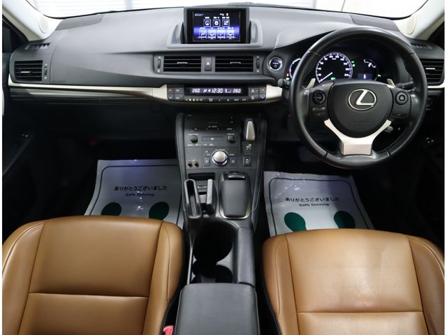 Lexus CT 2014-01 193969-18