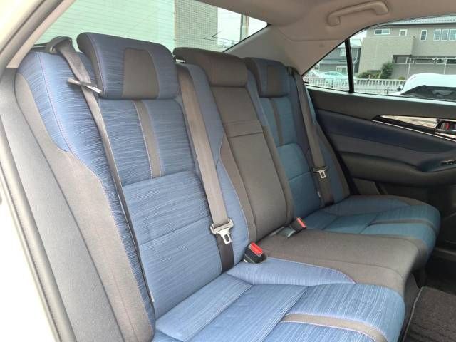 Toyota CROWN SEDAN 2017-10 11417-9