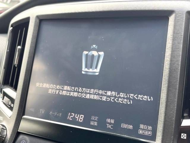 Toyota CROWN SEDAN 2017-10 11417-5