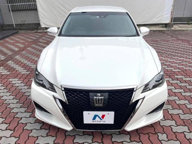 Toyota CROWN SEDAN 2017-10 11417-14