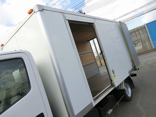 Toyota DYNA TRUCK 2013-11 13752-14