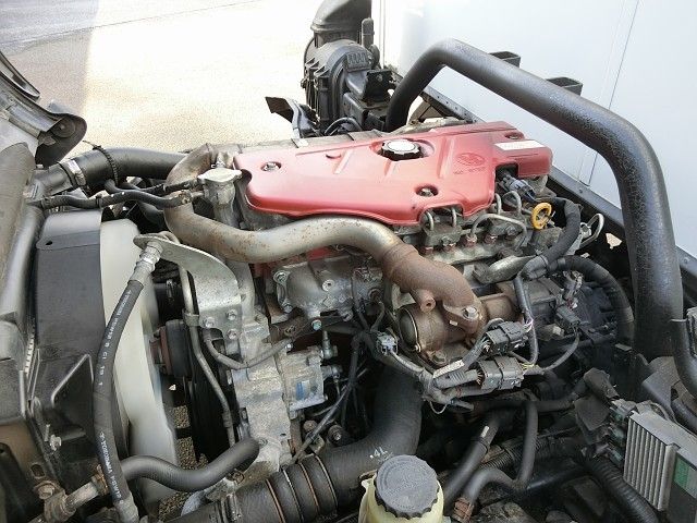 Toyota DYNA TRUCK 2013-11 13752-4