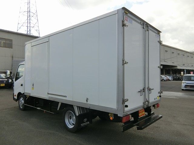 Toyota DYNA TRUCK 2013-11 13752-6