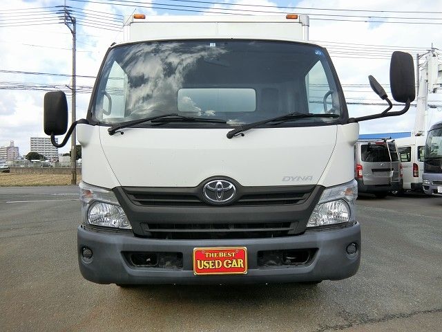 Toyota DYNA TRUCK 2013-11 13752-21