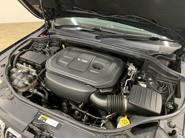 Jeep GRAND CHEROKEE 2017-04 13380-2