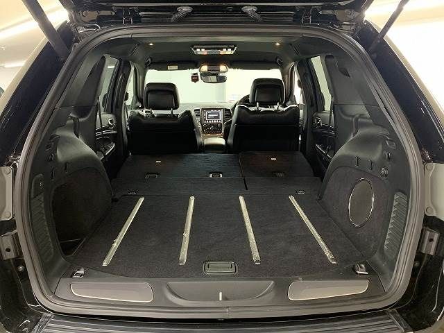 Jeep GRAND CHEROKEE 2017-04 13380-10