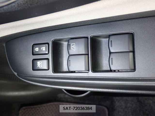 Nissan NOTE 2018-05 334973-7
