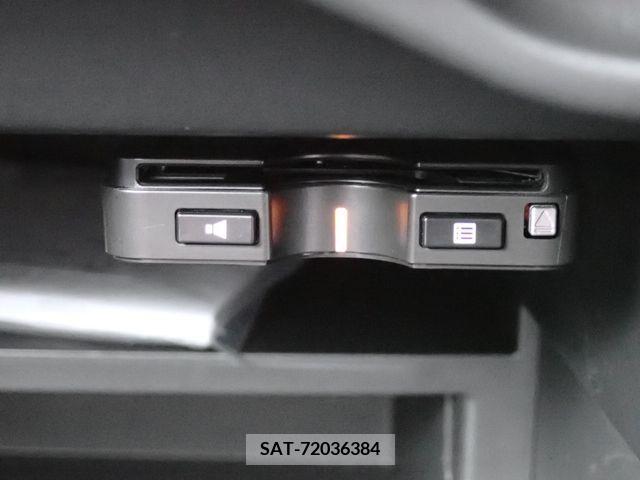 Nissan NOTE 2018-05 334973-6