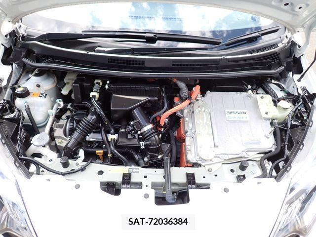 Nissan NOTE 2018-05 334973-21