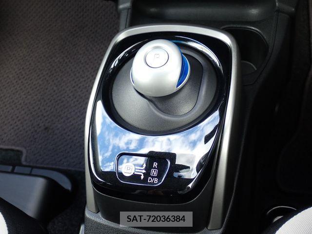 Nissan NOTE 2018-05 334973-9
