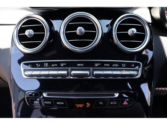 Mercedes Benz C-CLASS 2018-01 4213-11