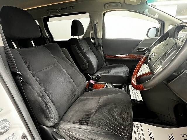 Toyota VELLFIRE 2010-06 186410-7