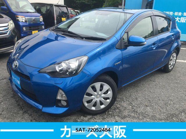 Toyota AQUA 2014-02 325938-1