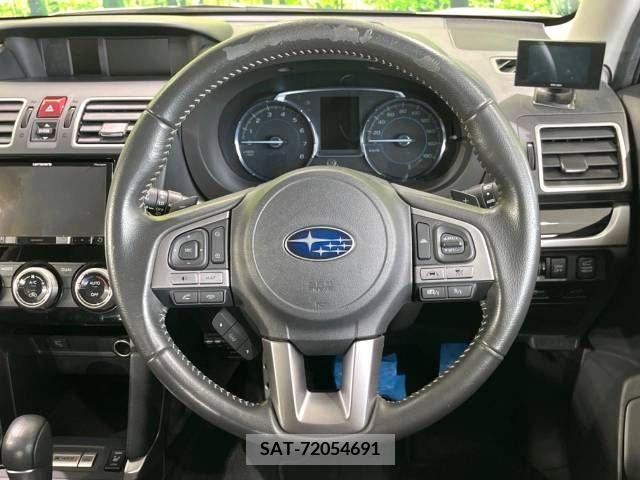 Subaru FORESTER 2016-06 329983-11