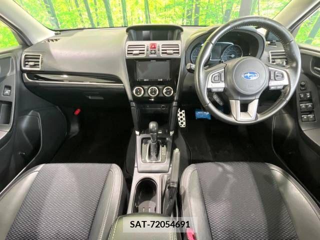 Subaru FORESTER 2016-06 329983-1
