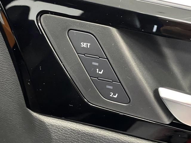 Mitsubishi OUTLANDER PHEV 2022-02 16032-22