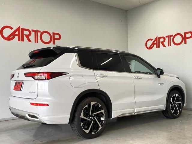 Mitsubishi OUTLANDER PHEV 2022-02 16032-28