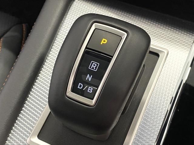 Mitsubishi OUTLANDER PHEV 2022-02 16032-24