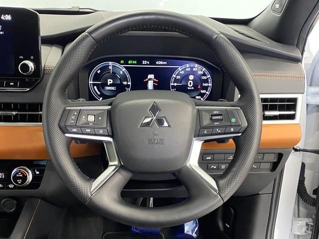 Mitsubishi OUTLANDER PHEV 2022-02 16032-3