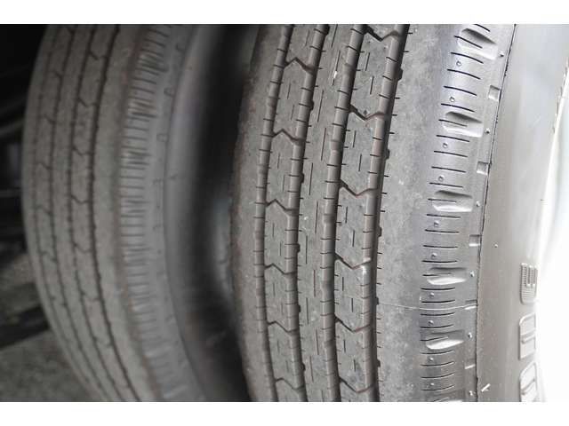 Mitsubishi CANTER 2023-01 4615-8