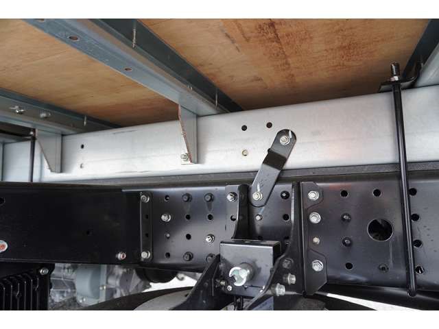 Mitsubishi CANTER 2023-01 4615-10