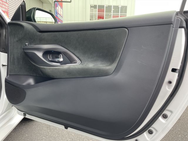 Toyota YARIS 2020-11 182146-22