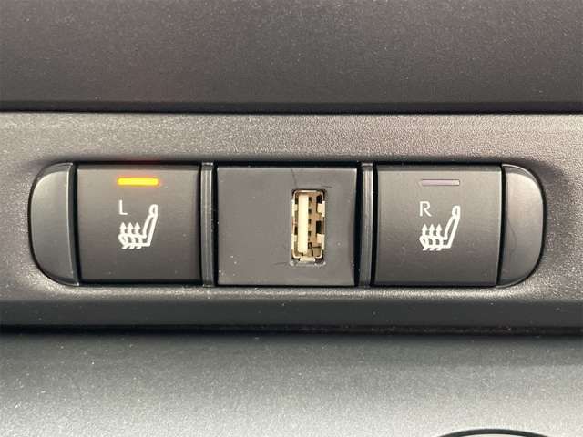 Toyota YARIS 2020-11 182146-11