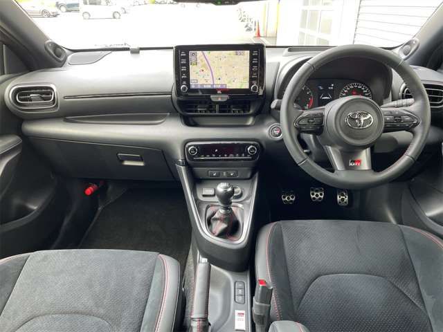 Toyota YARIS 2020-11 182146-1