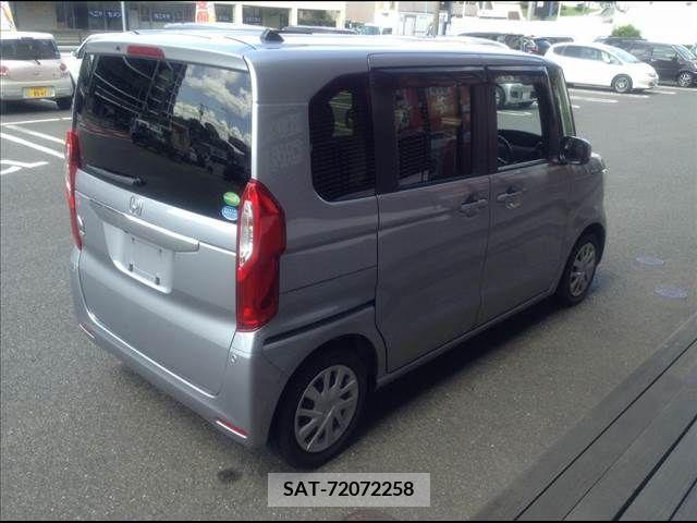 Honda N BOX 2019-11 352251-4