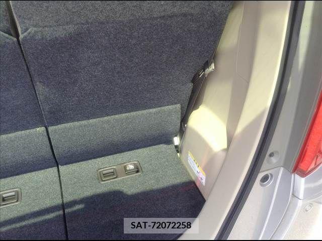 Honda N BOX 2019-11 352251-11