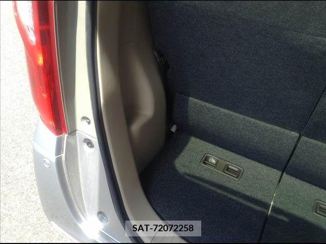 Honda N BOX 2019-11 352251-10